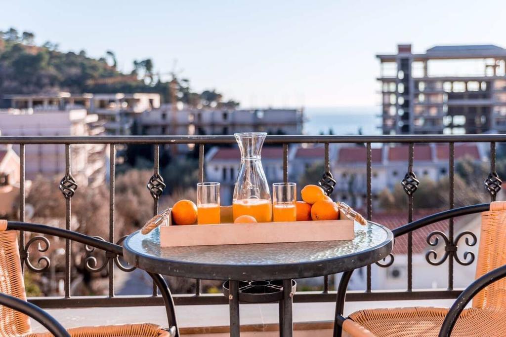 Guest House S-Lux Petrovac Luaran gambar