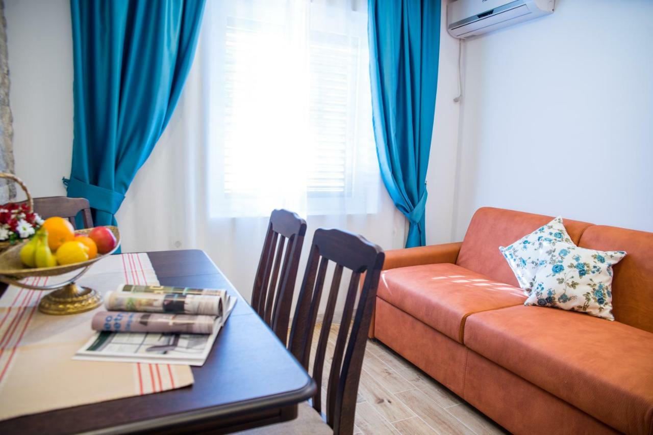 Guest House S-Lux Petrovac Luaran gambar